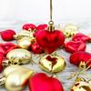 12Pcs Valentine's Day Heart Pendant Romantic Mini Heart Hanging Ornaments for Home Party Decorations