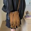 Женская сумка-мессенджер с кисточкой из замши, новая коллекция 2025, ретро нишевый дизайн, сумка для мобильного телефона, повседневная сумка через плечо для通勤