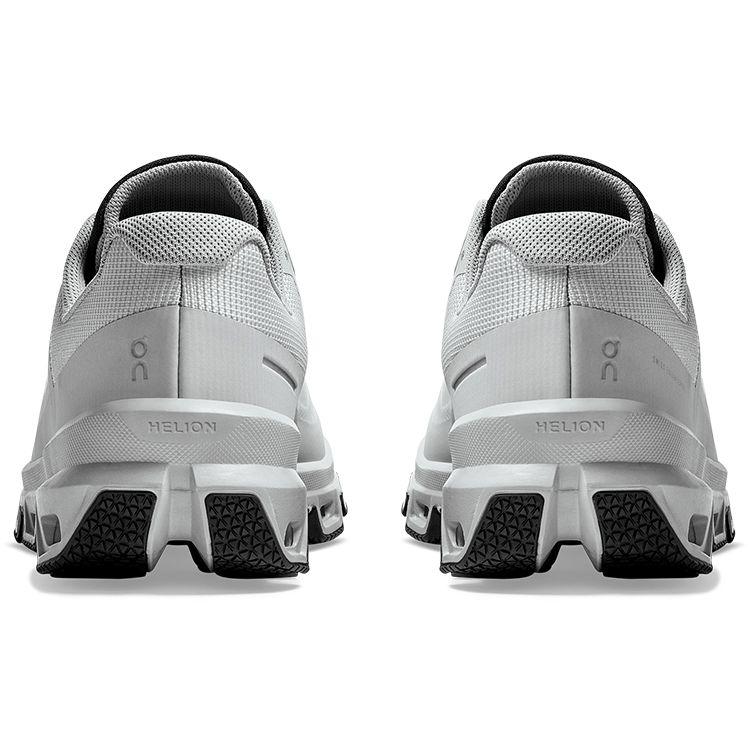 ON  Cloudventure Waterproof Glacier Женские кроссовки Белый Черный 32.99247