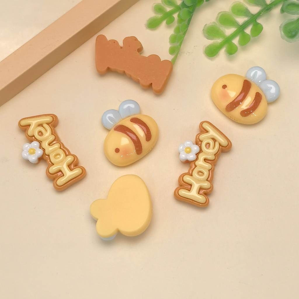 Kawaii Bee Honey Series Flat Back Resin Cabochons for Scrapbooking DIY Jewelry Craft Decoration Accessories