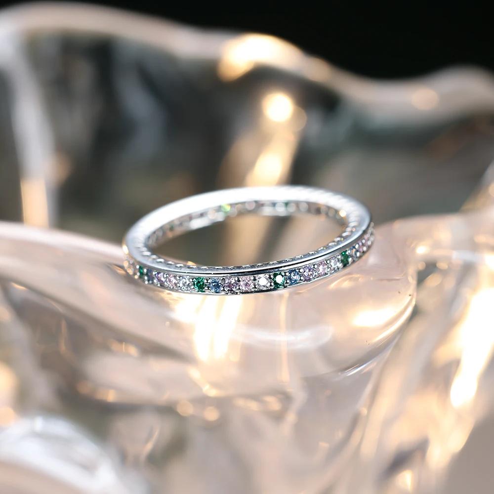Элегантное кольцо-дорожка с микропаве из цирконов для повседневной носки и свиданий