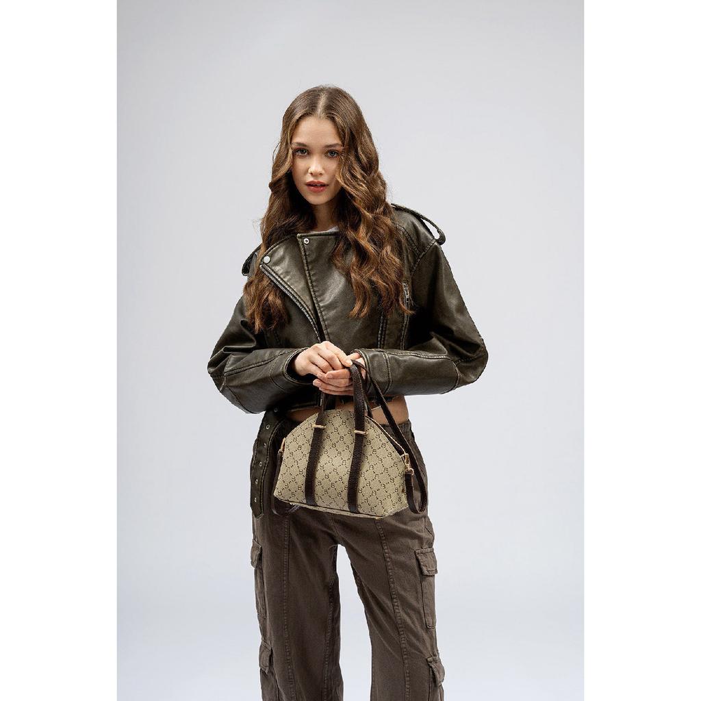 Women's Hand And Shoulder Bag With Patterned Inner Wallet