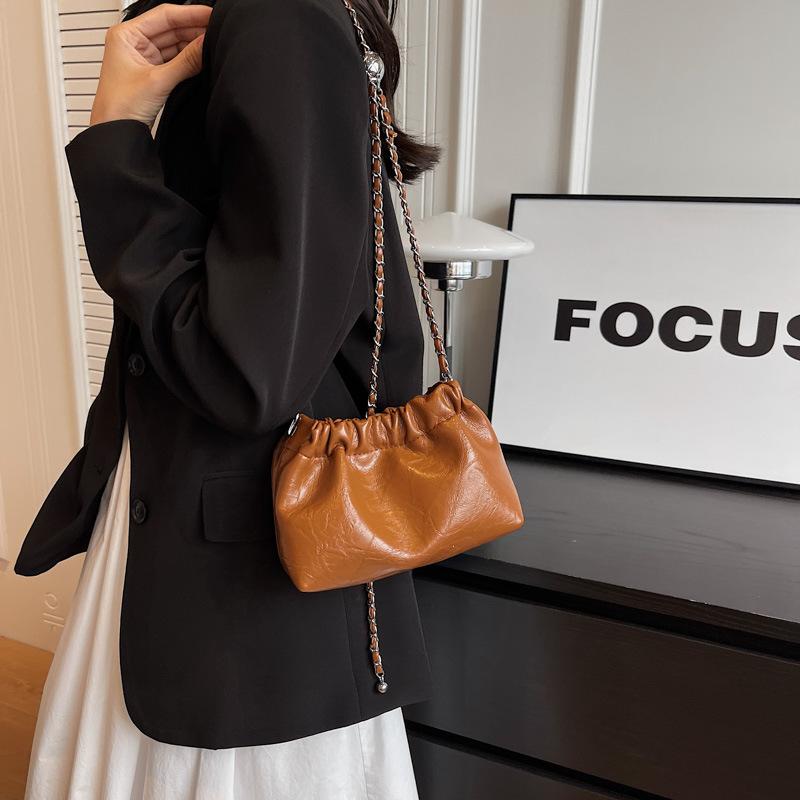 Корейская модная сумка-цепочка большой вместимости, женская новая 2025 лето, простая сумка-ведро, нишевая текстура, сумка через плечо