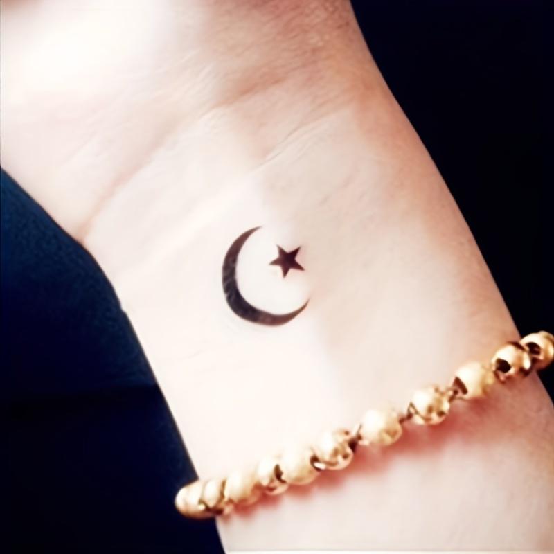 Свежая татуировка в виде полумесяца, модная и персонализированная татуировка, водонепроницаемые наклейки для татуировок для мужчин и женщин.