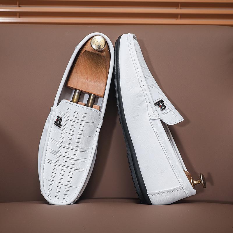 Summer Men Casual Shoes Leather Breathable Comfort Slip-on Mens Driving Shoes Luxury Brand Men Loafers Mens Lazy Shoes Moccasins