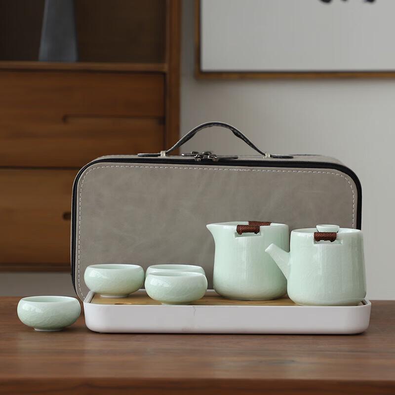 Zhi Zhe Jue Qi Ge Yao Portable Ceramic Tea Set