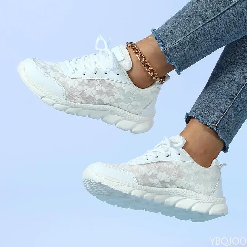 Fashion Women Casual Sneakers 2025 Fashion Comfortable Sports Shoes Women Lace-up Mesh Breathable Women Outdoor Soft Soles Running Shoes