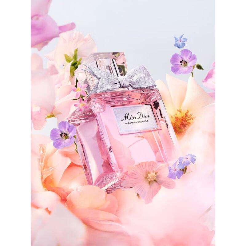 Dior Туалетная вода Miss Dior Blooming Bouquet