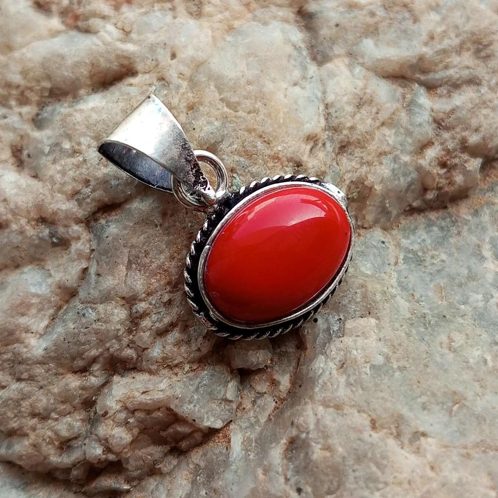 Coral Gemstone 925 Sterling Silver Plated Oval Pendant Jewelry NST-J2H18951