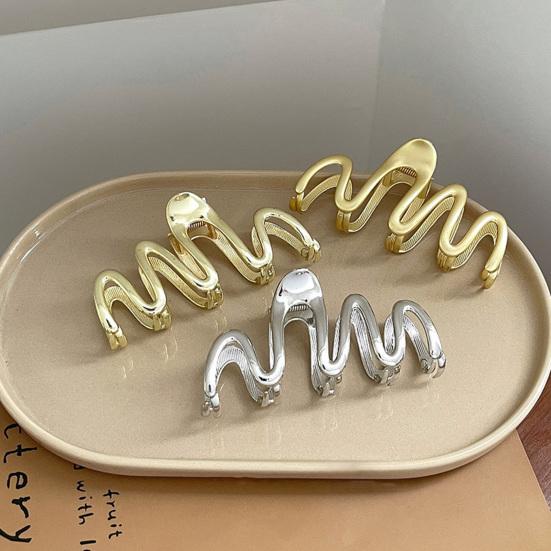 Французский стиль волос коготь скрещивания зубов пружинный дизайн тугая нерегулярная форма волны большая заколка для волос