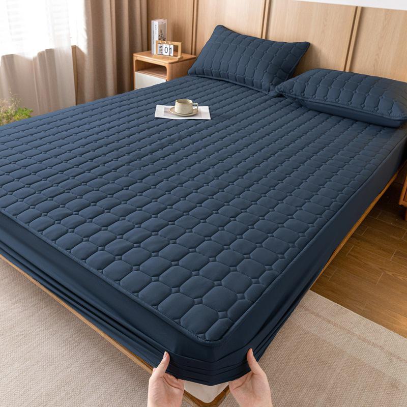 «Приятная для кожи однотонная стеганая простыня из хлопка с начесом и защитой Simmons»