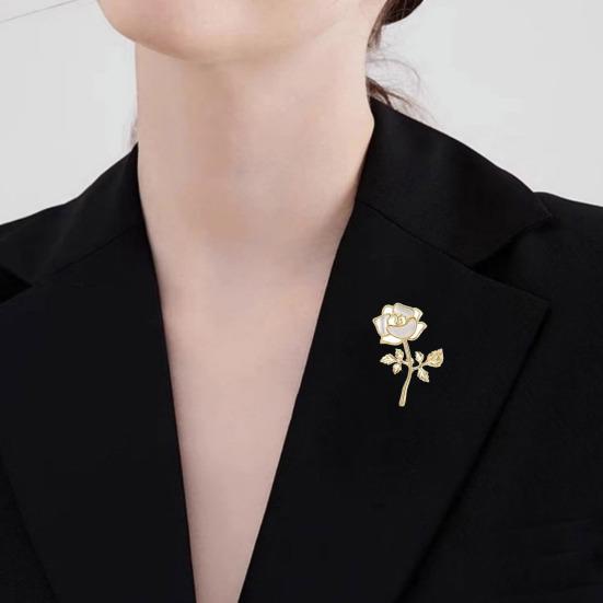 Women Brooch Hollow 3D Rose Flower Design Alloy Pin Suits Coats Sweaters Badge Commuting Dating