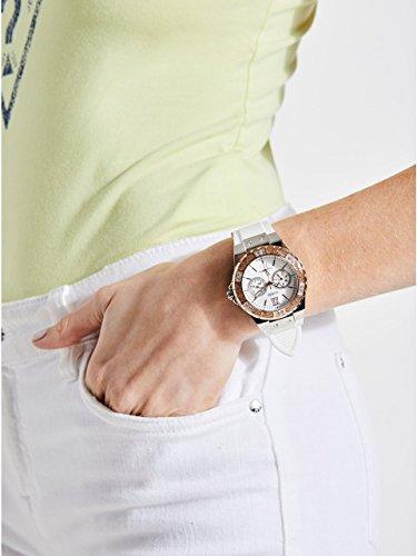 Женские часы GUESS из нержавеющей стали + износостойкого силикона с функциями дня недели + даты (Белый/Серебряный/Розовое золото)