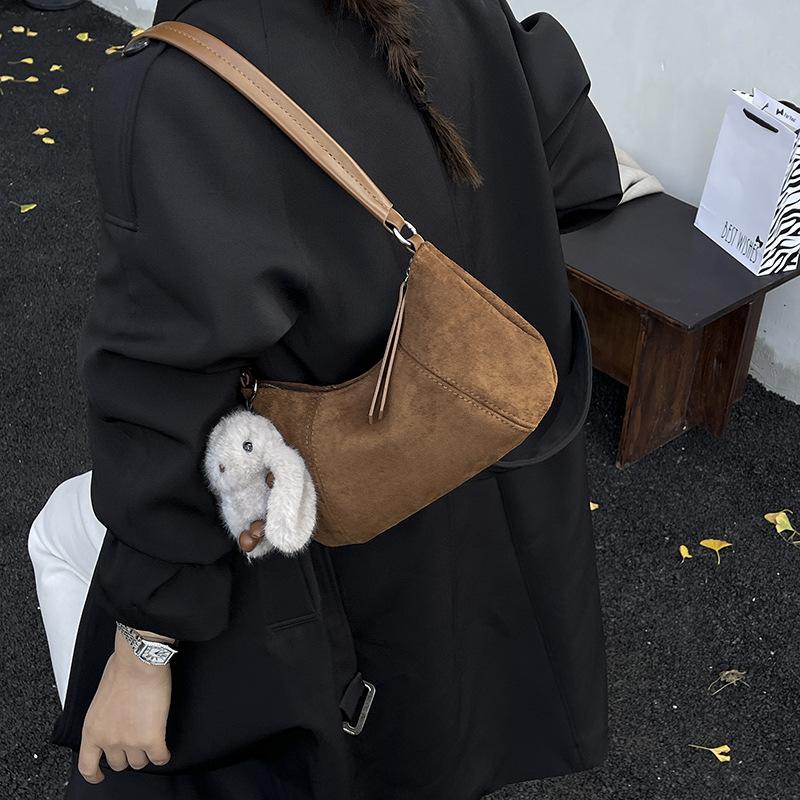 Супер огненная нишевая сумка с леопардовым принтом женская 2025 новая модная универсальная сумка-мессенджер изысканная на плечо подмышку сумка-пельмень