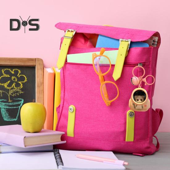 Брелок-фонарик с изображением мультяшного кота, работающий на батарейках, небольшой карманный универсальный светодиодный мини-фонарик-брелок