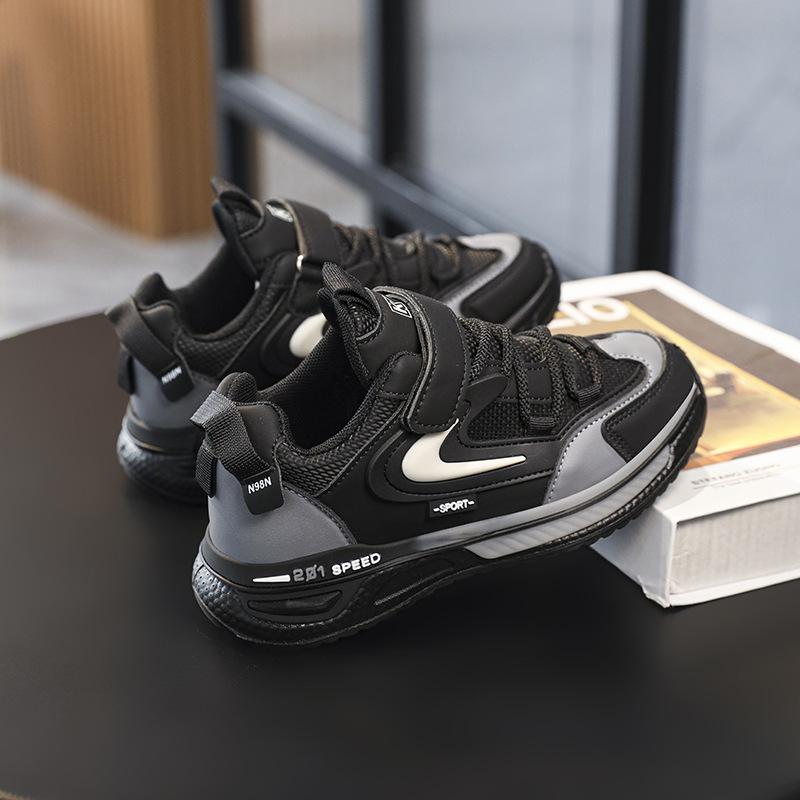 Boys Shoes Spring and Autumn Leather Surface 2025 New Breathable Sports Shoes Children's Popular Dad Shoes Middle and Older Children's Running Shoes