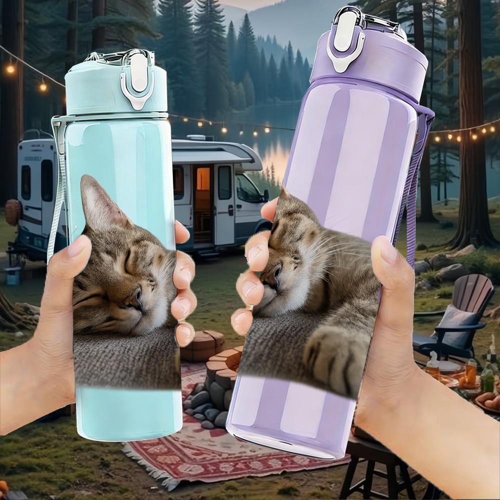 1PC Lazy Tabby Cat Sleep Pose 750ml Color Plastic Sports Water Bottle Leakproof Flip Straw Lid Suitable for Sports Office Home Use