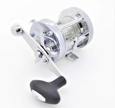 AbuGarcia Ambassadeur 6500CL Стальной Серый Контрбалансирный Рукоятка Круглая Катушка для Клеточного Рыболовства Правостороннее