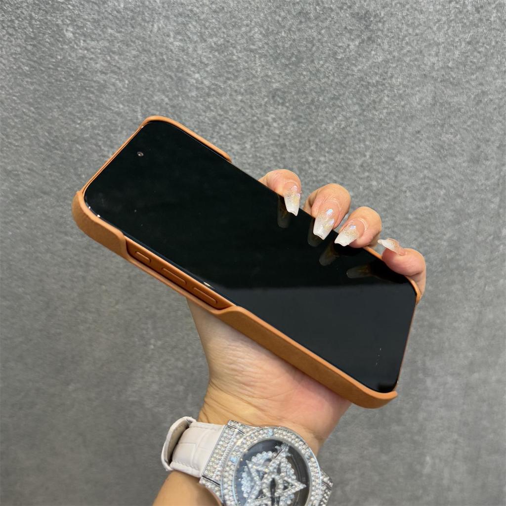 Ретро-чехол для iPhone 17 Pro Max из замши с магнитом - Защитная крышка-жесткая оболочка с ощущением кожи