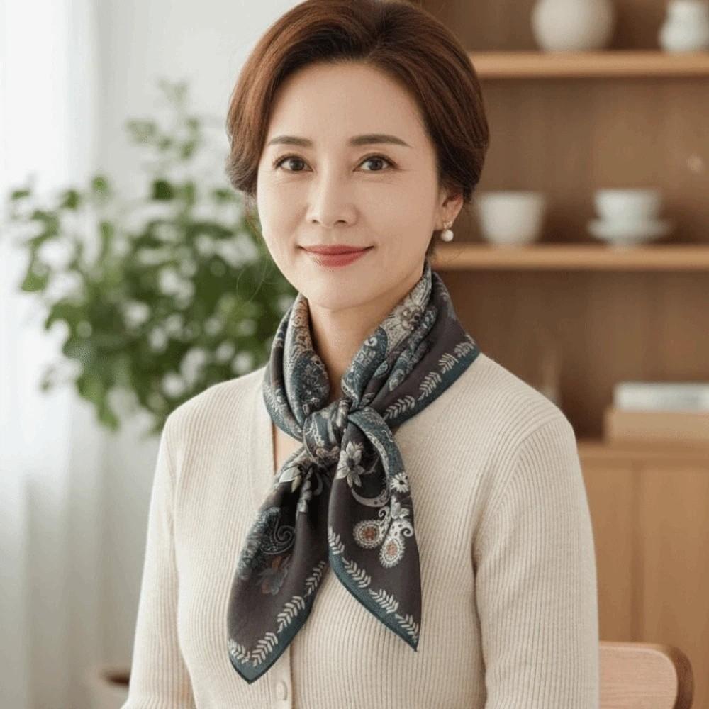 Lightweight Double-sided Printed Silk Scarf Breathable Retro Patterned Square Shawl Spring