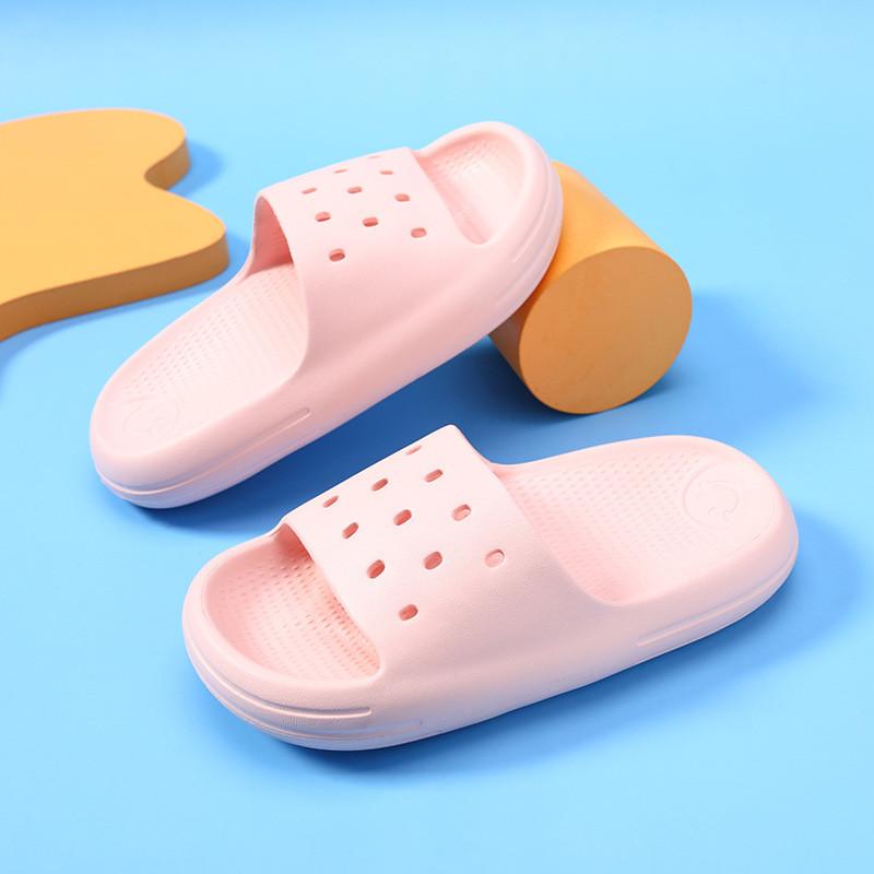 Удобные мультяшные детские тапочки для лета, домашние, надеваемые, мягкие ЭВА-тапочки