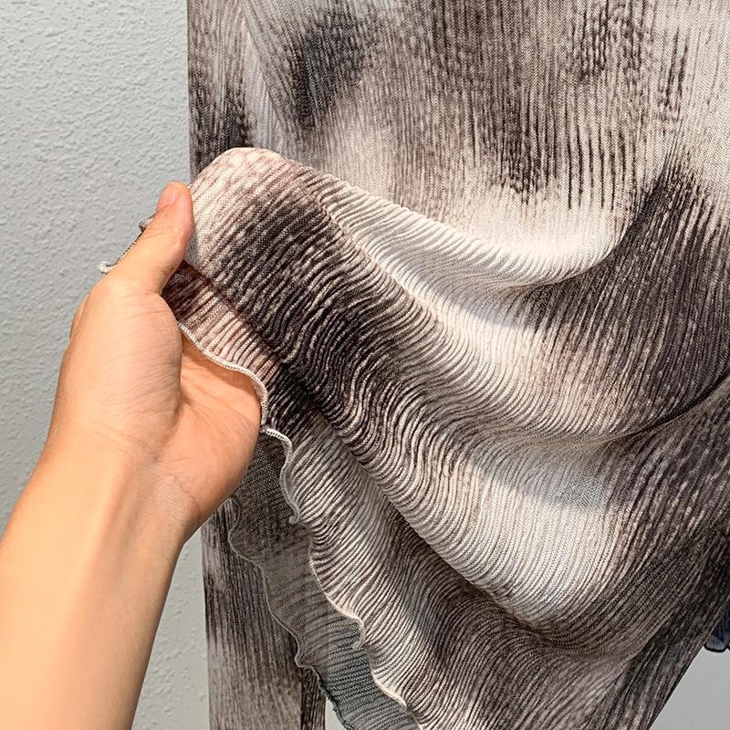 Half Turtleneck Base Shirt for Women's New Style Retro Printed Mesh T-shirt Thin Inner Top with Black Ear Top