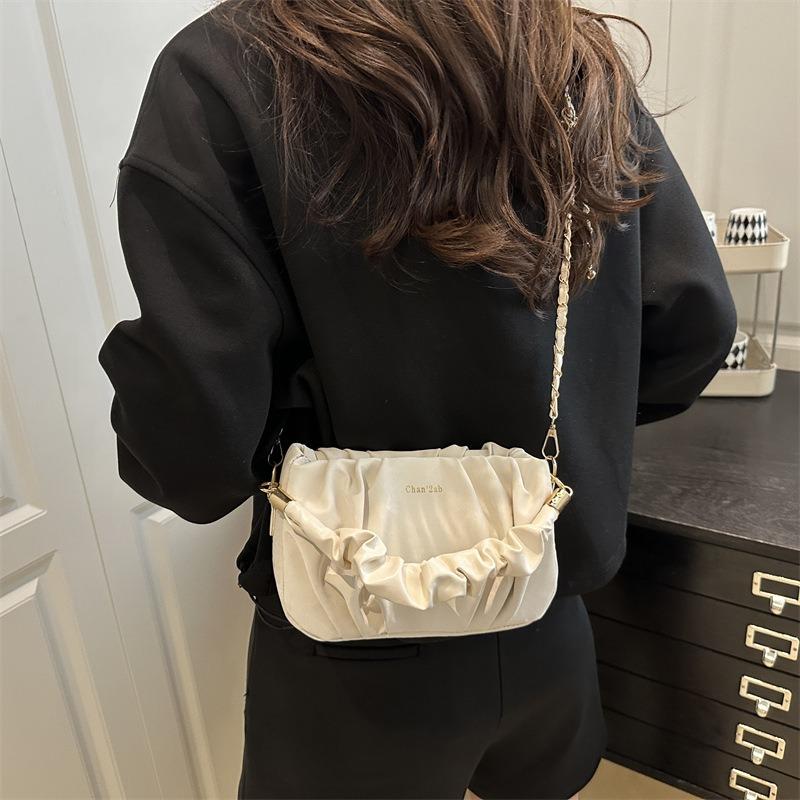 Новая сумка женская модная трендовая сумка-мессенджер универсальная повседневная цепочка на плечо однотонная ручная плиссированная сумка