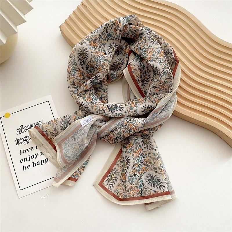 Spring and Summer Fashion Womens Scarf Luxury Designer Beach Scarf Cover-ups Flower Printing Hijab Decorate Scarf