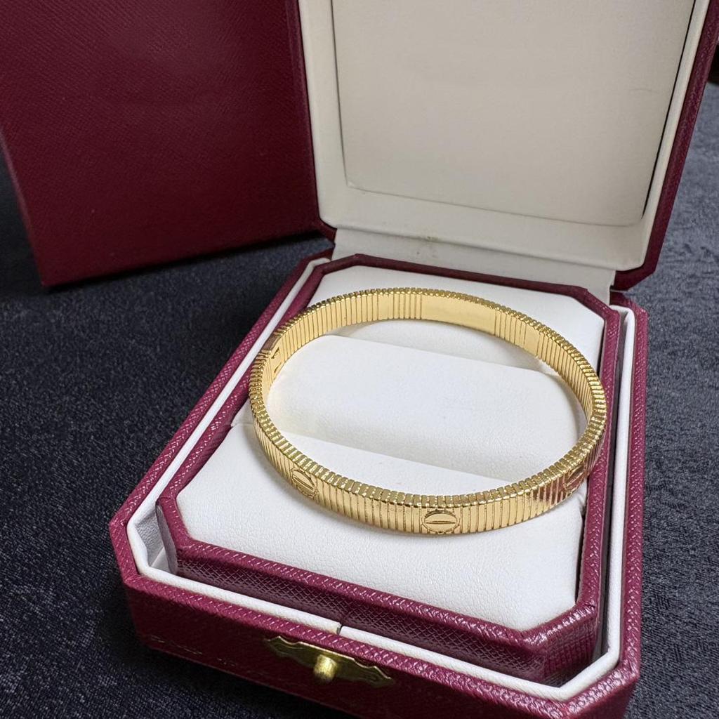 Новый трехцветный браслет из латуни Универсальный для мужчин и женщин Высокое качество Повседневный наряд Подарок Повседневные наряды ювелирный подарок