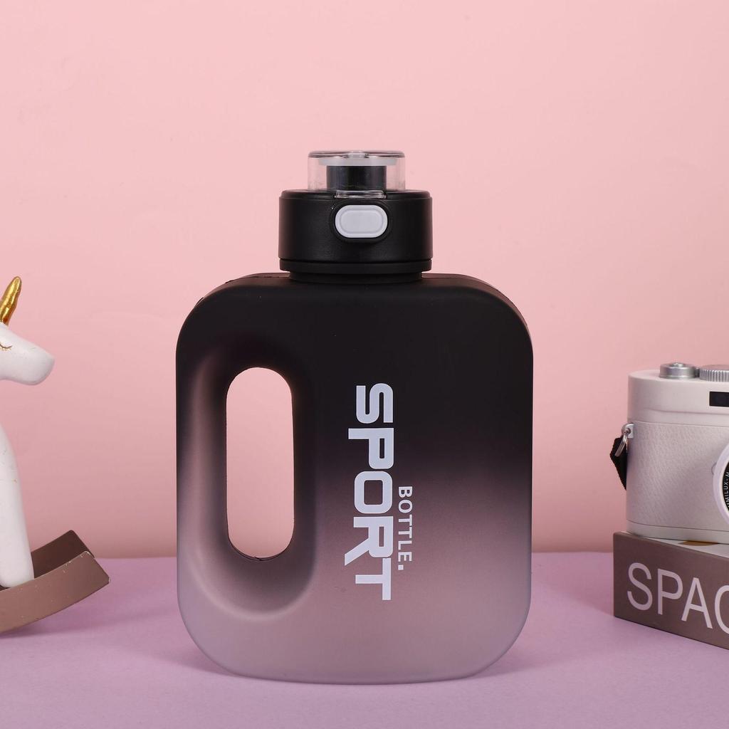 Спортивная бутылка для воды Gradient Summer 2023: Большая емкость, портативный, популярный дизайн