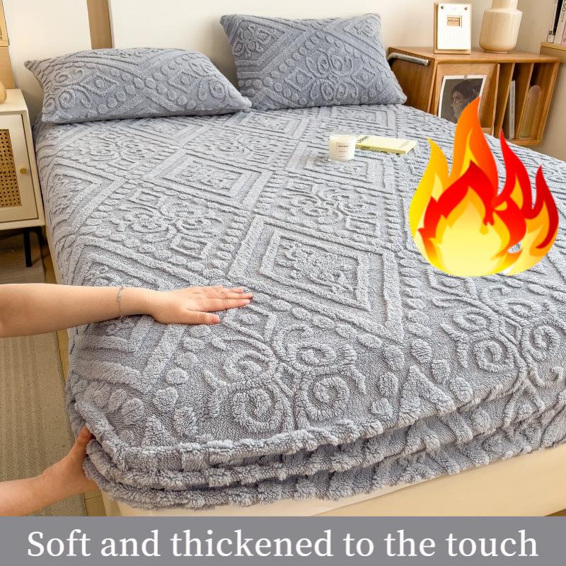 2025Теплая бархатная простыня из молочного велюра, цельная, осенне-зимнее покрывало на кровать, тафтовый наматрасник