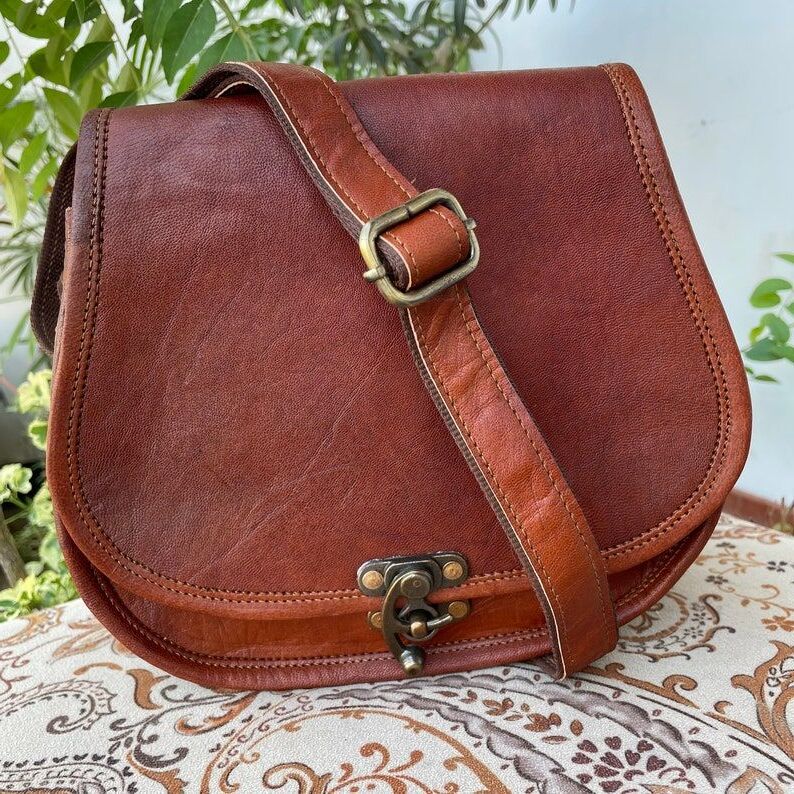 Leather Crossbody Bag for Women Messenger Bag Leather Handbag with Back Zip Pocket Small Tote Bag Adjustable Strap Shoulder Bag and Purse