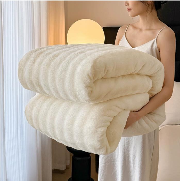 Super Soft Faux Rabbit Fur Shawl Blanket Four Seasons Warm and Cozy