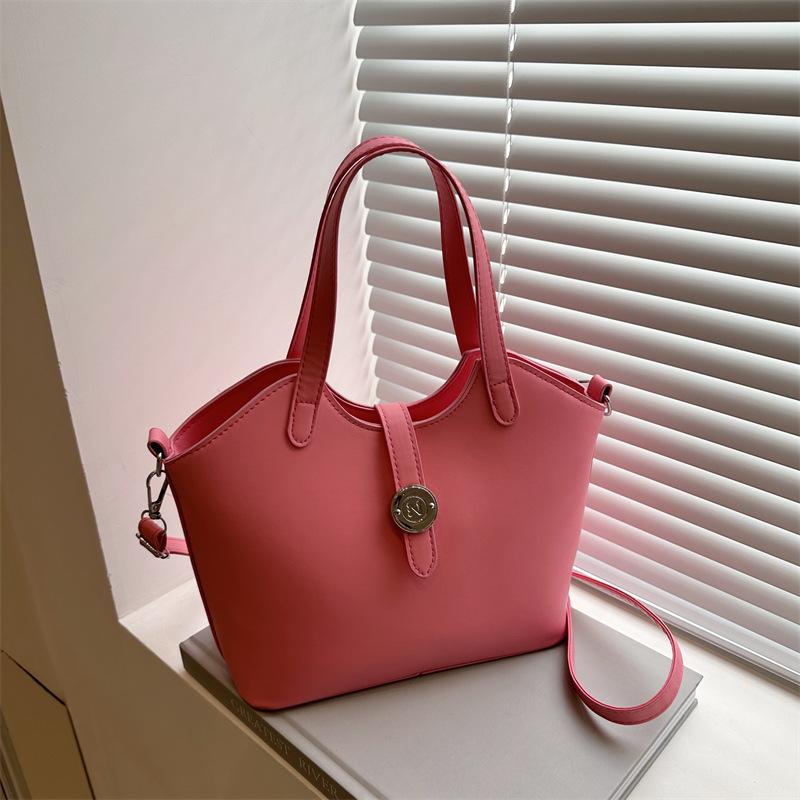 Niche Design Handbag New Temperament Versatile Solid Color Shoulder Bucket Bag Urban Commuter Messenger Bag Women