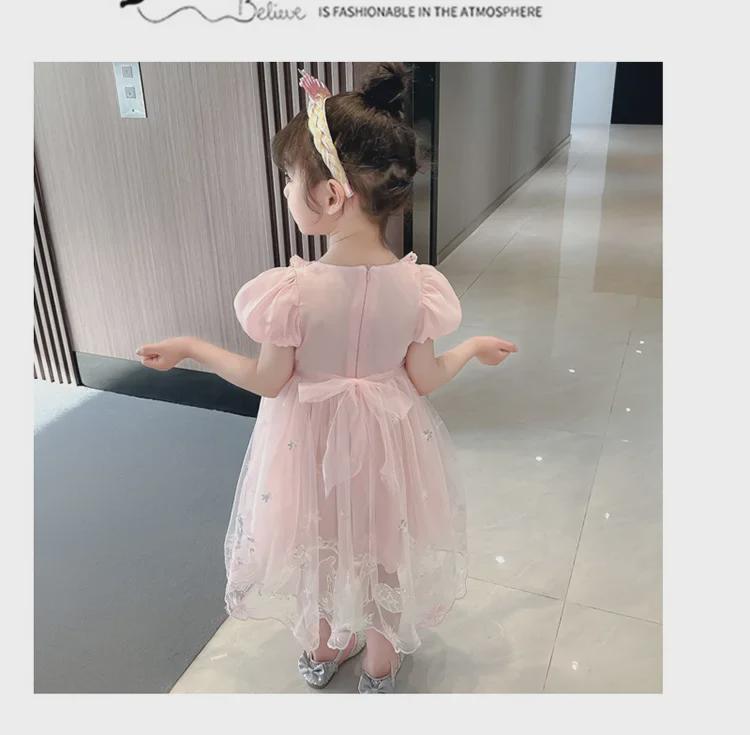 "Stylish Short-Sleeved Elsa Princess Dress for Girls: Trendy Summer Puffy Skirt"