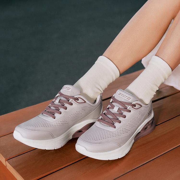 Skechers Bobs Sport Удобные Прочные Дышащие Низкие Кроссовки для Бега Женские кроссовки Телесно-Розовые 117660-BLSH