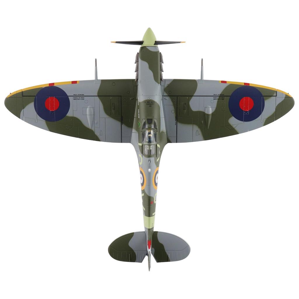 HOBBY MASTER Spitfire Королевские ВВС Командир крыла Пэдди Финукейн 1942 Завершенный продукт 1/48 Mk.Vb