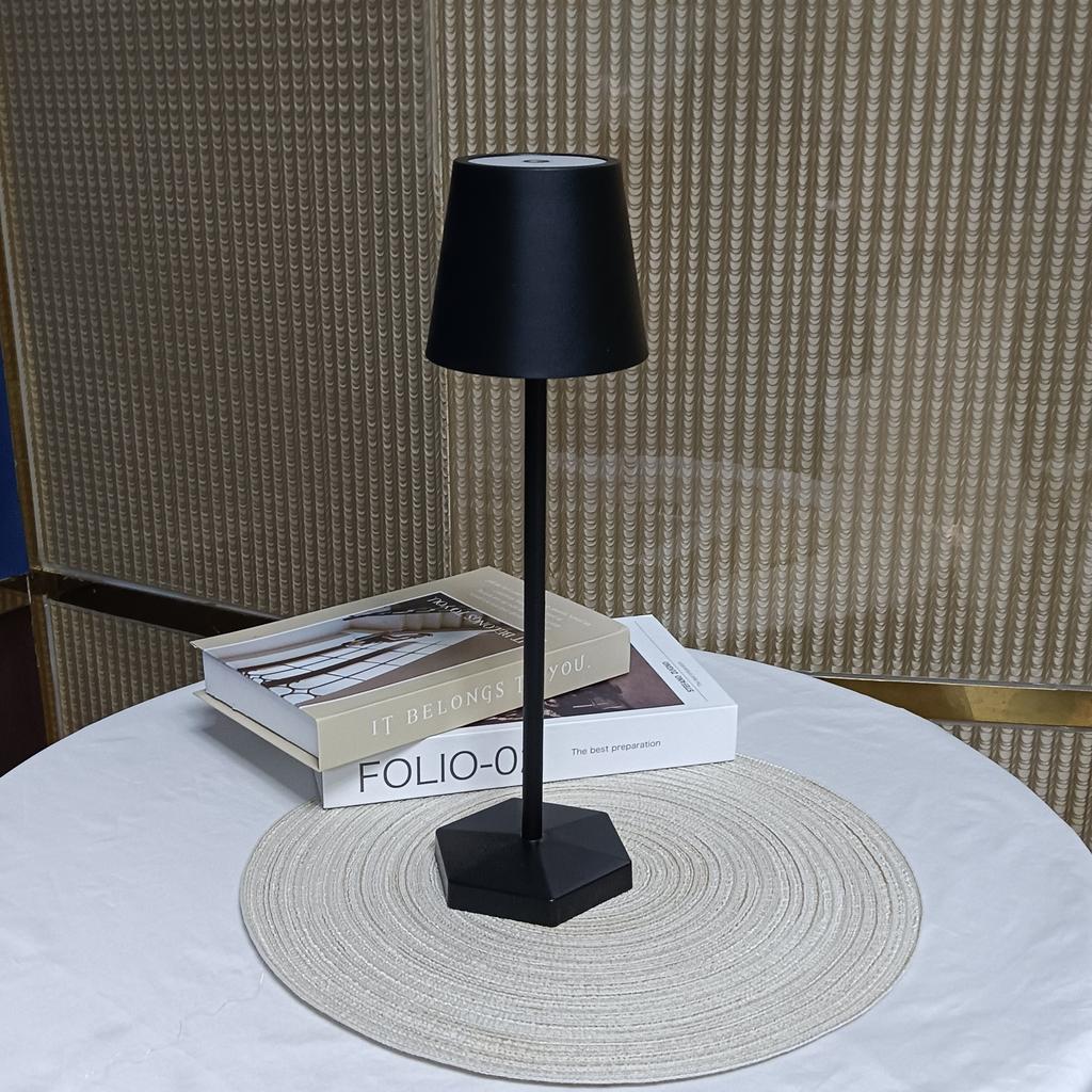 3 цвета Настольная лампа LED Сенсорное управление Настольный ночник Перезаряжаемая Беспроводная Лампа для чтения Для Декора Комнаты Отеля Бара Ресторана