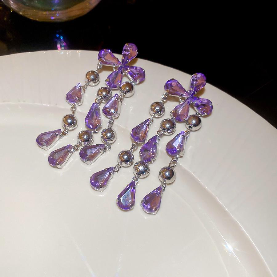 Luxury Spider Web Drop Tassel Earrings with Inlaid Diamonds