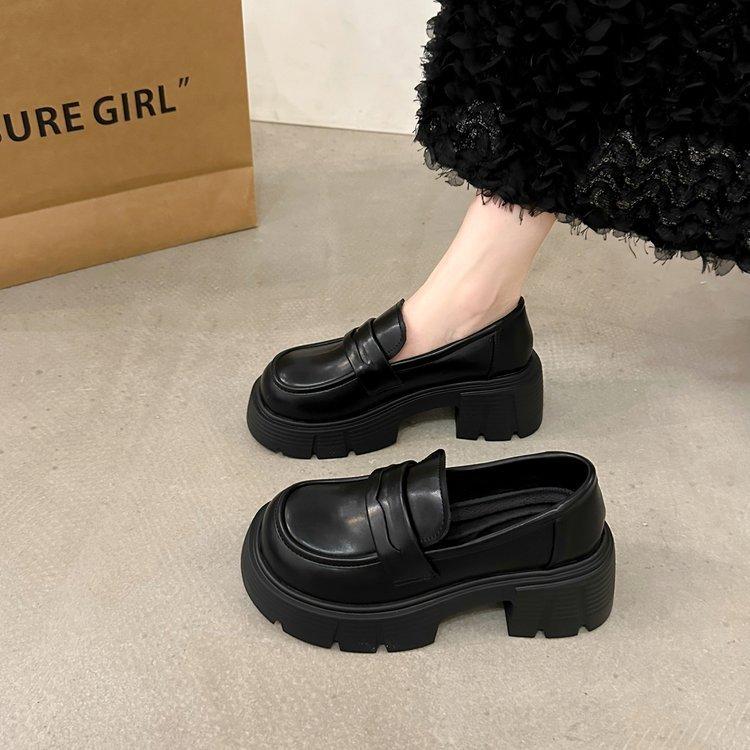 Лоферы женские модели летние маленькие кожаные туфли толстые с ретро черными толстыми подошвами туфли