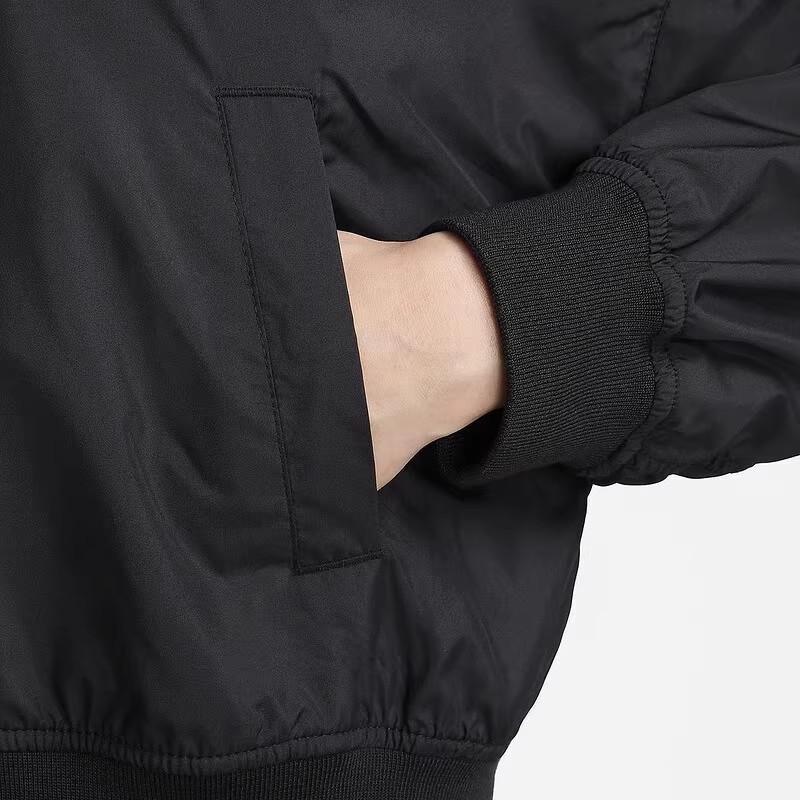Nike Спортивная тканая оверсайз куртка Черно-белая Женская FN2840-010