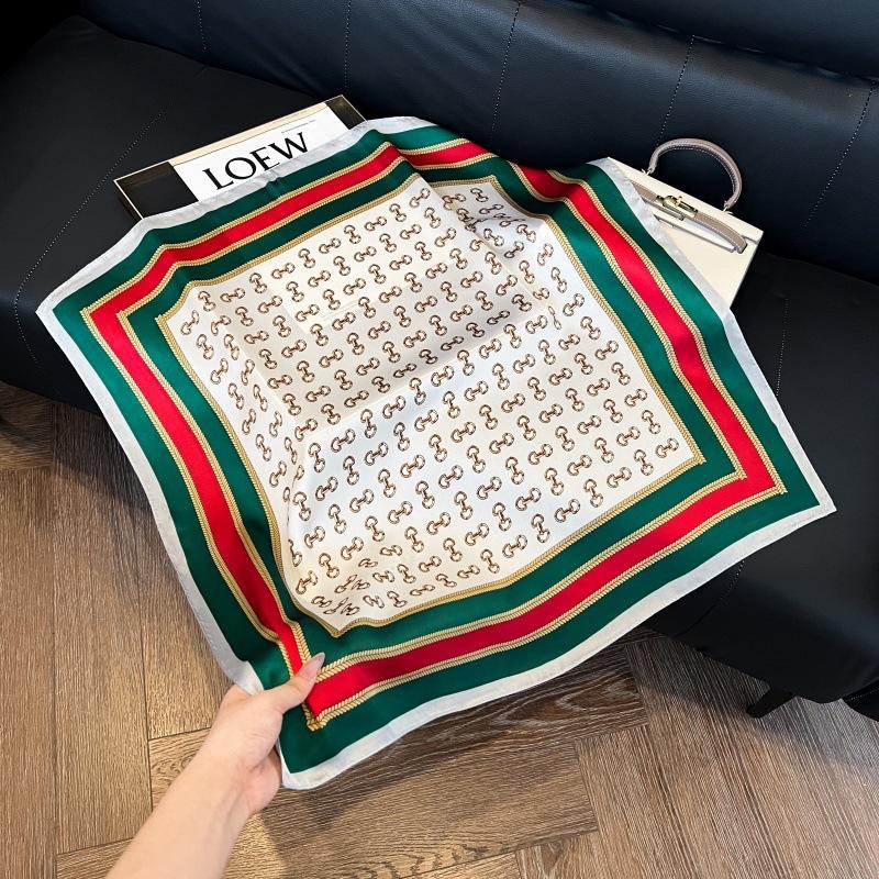Spring and summer new Korean fashion sweet polka dot simulation silk small square scarf women's thin sunscreen silk scarf decorative small scarf