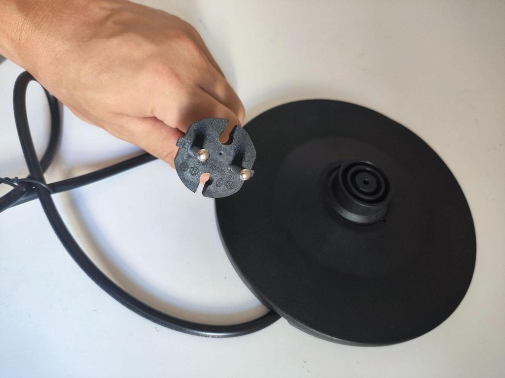 Электрический чайник с двумя напряжениями 110 В/220 В, нержавеющая сталь и стекло с синей светодиодной подсветкой