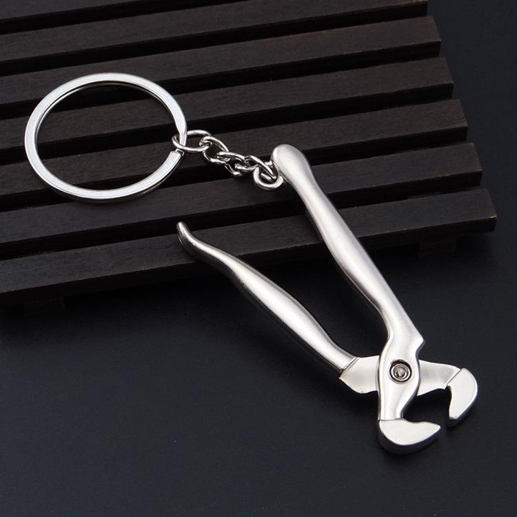 Simulation Mini Caliper Key Chain Movable Wrench Key Chain Screwdriver Tool Pendant Tide Man Car Key Chain Men's Keychains Keyrings