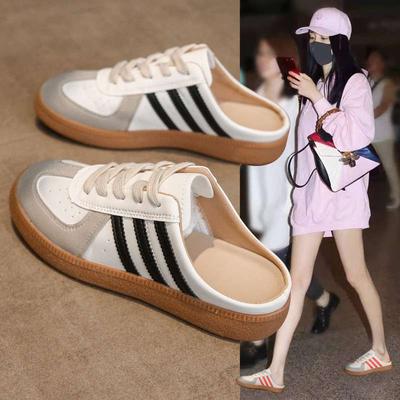 Популярные женские летние полушлепанцы для улицы 2025 новые серебристые шлепанцы без задника с закрытым носком и одной педалью женская обувь