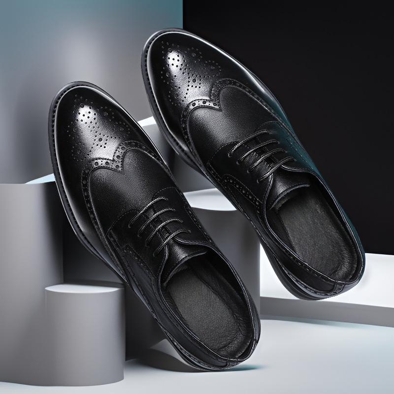 Spring and Autumn New Brock Carved Leather Shoes Men's British Style Versatile Business Dress Shoes Breathable Groom Wedding Shoes