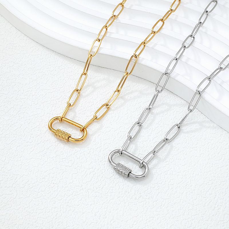 Explosive Fashion New Titanium Necklace Bracelet Set Gold Plated High-end Sense All-match Fashion Collarbone Chain Jewelry