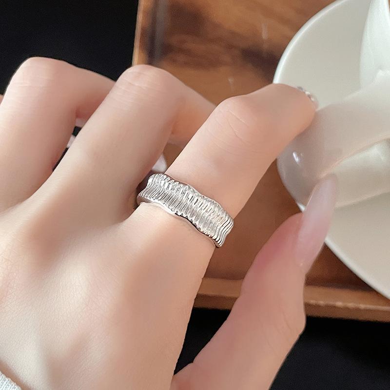 Niche Design High-End Retro Ring Women'S Thread Ring Arm Fashion Personality Cool Handsome Open Ring Trendy Cool