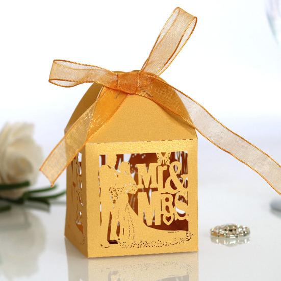 20 шт., коробки для конфет с бабочкой и вырезом, шоколадный футляр для г-на и г-жи на свадьбе