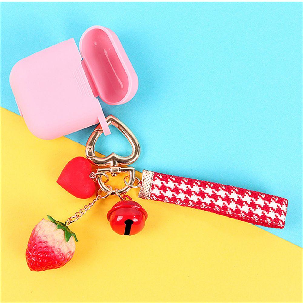 Holder Simulation Fruit Interior Accessories Keyrings Strawberry Keychain Jewelry Gift Bell KeyRing